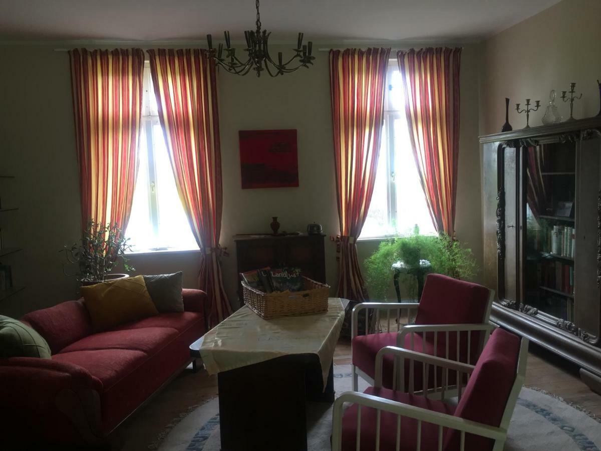 Appartement Gutshaus Schwarzenhof à Dargun Extérieur photo