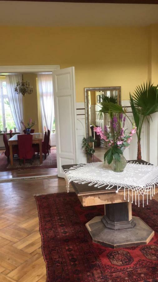Appartement Gutshaus Schwarzenhof à Dargun Extérieur photo
